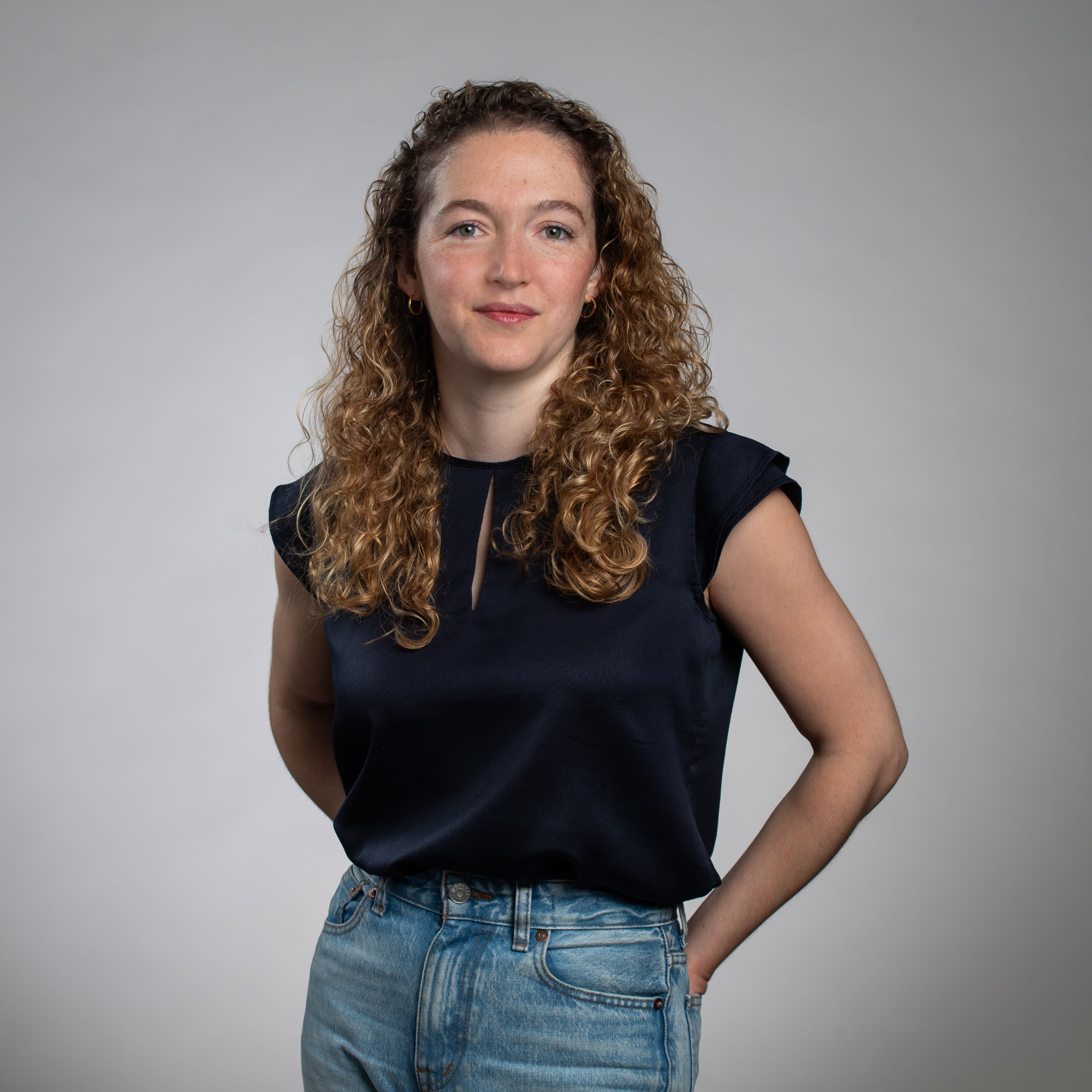 Small Headshot Inset Image - Ariel Ekblaw